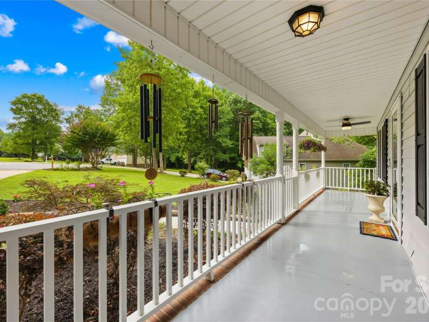 3416 Leaning Pine Drive, Lincolnton, NC 28092.  MLS# CAR4406384, YatesRealty ID 38941. 