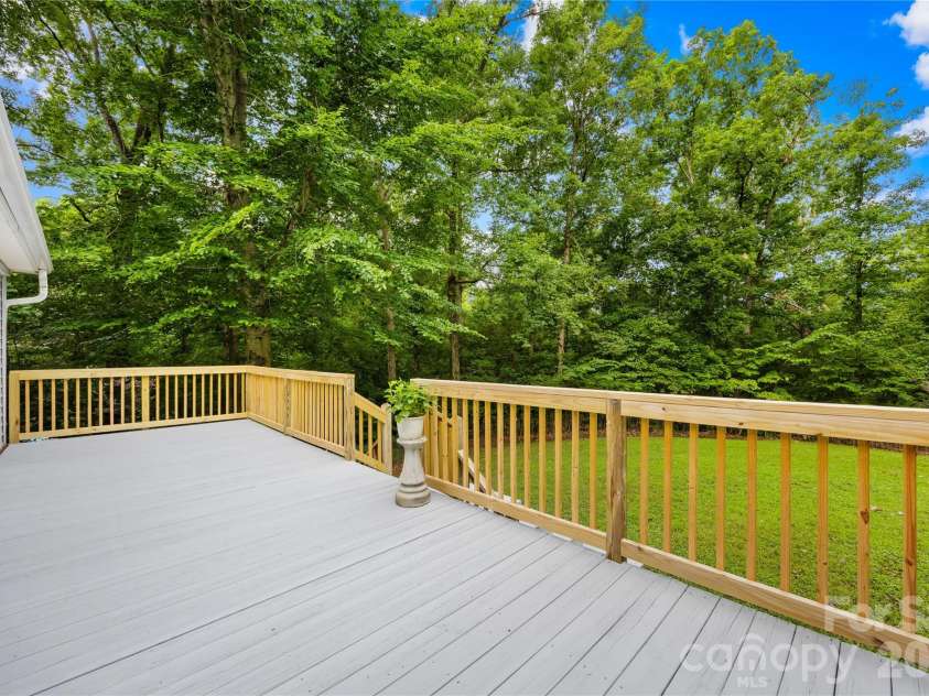 3416 Leaning Pine Drive, Lincolnton, NC 28092.  MLS# CAR4406384, YatesRealty ID 38941. 