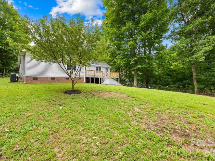 3416 Leaning Pine Drive, Lincolnton, NC 28092.  MLS# CAR4406384, YatesRealty ID 38941. 