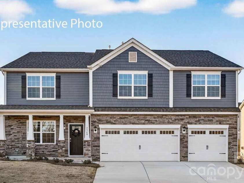 126 Maple Valley Street, Statesville, NC 28677.  MLS# CAR4406444, YatesRealty ID 38943. 
