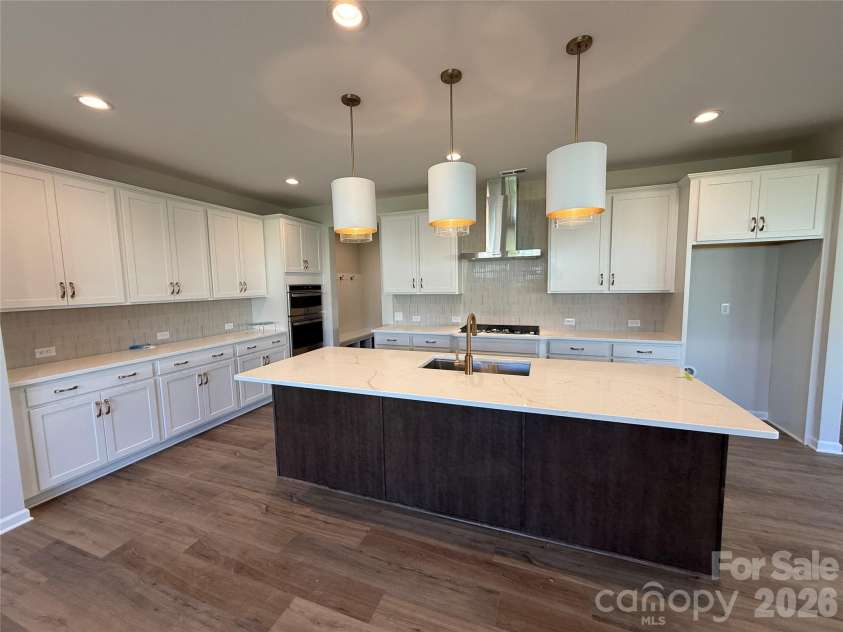 4800 Glen Stripe Drive, Indian Trail, NC 28079.  MLS# CAR4367168, YatesRealty ID 38944. Kitchen