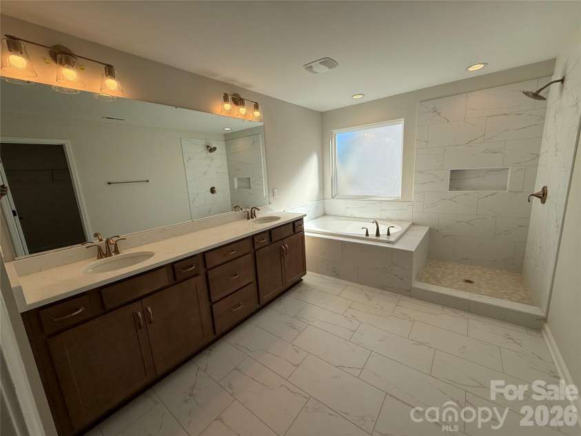 4800 Glen Stripe Drive, Indian Trail, NC 28079.  MLS# CAR4367168, YatesRealty ID 38944. Premier Bath
