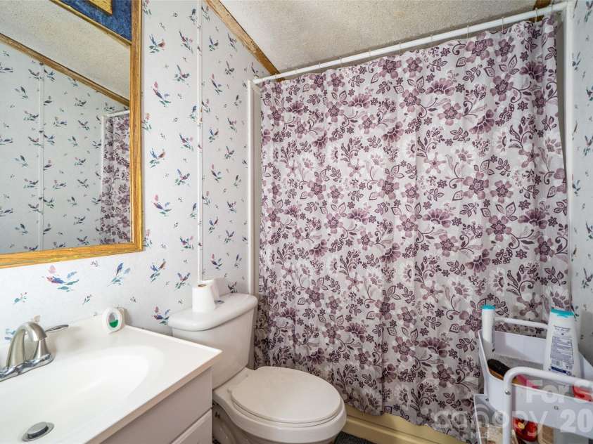 479 McDade Road, Tryon, NC 28782.  MLS# CAR4406506, YatesRealty ID 38949. 