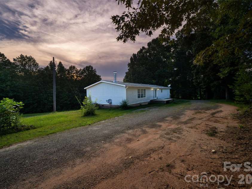479 McDade Road, Tryon, NC 28782.  MLS# CAR4406506, YatesRealty ID 38949. 
