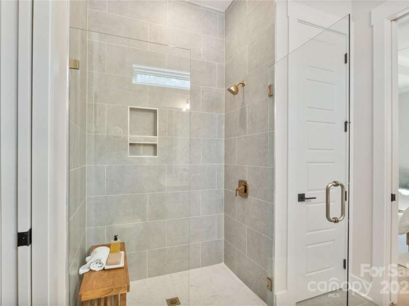 2085 Bonds Lane, Fort Mill, SC 29715.  MLS# CAR4257392, YatesRealty ID 3895. 