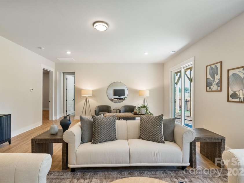 2085 Bonds Lane, Fort Mill, SC 29715.  MLS# CAR4257392, YatesRealty ID 3895. 