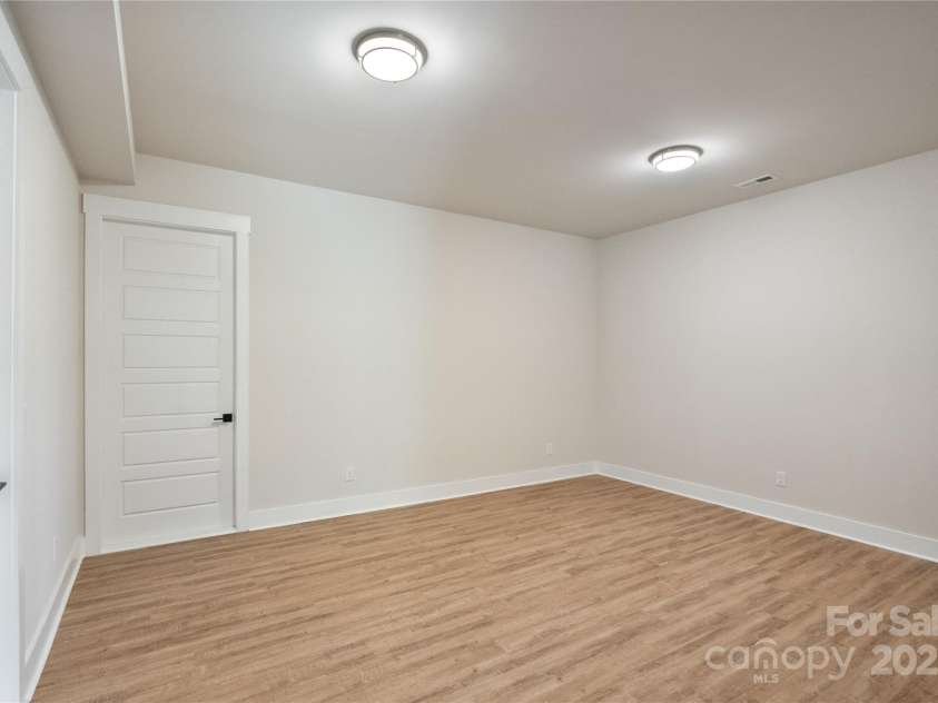 2085 Bonds Lane, Fort Mill, SC 29715.  MLS# CAR4257392, YatesRealty ID 3895. 