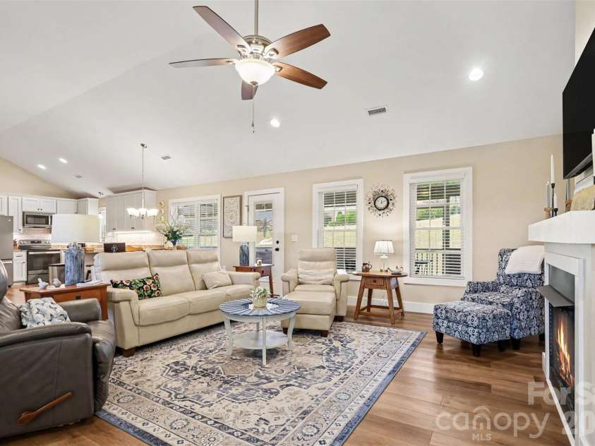 105 Kingston Place, Spindale, NC 28160.  MLS# CAR4406340, YatesRealty ID 38950. Living room