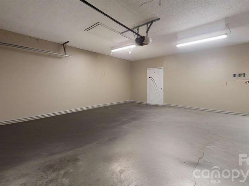 2507 Otis Dellinger Road, Lincolnton, NC 28092.  MLS# CAR4347007, YatesRealty ID 38954. 