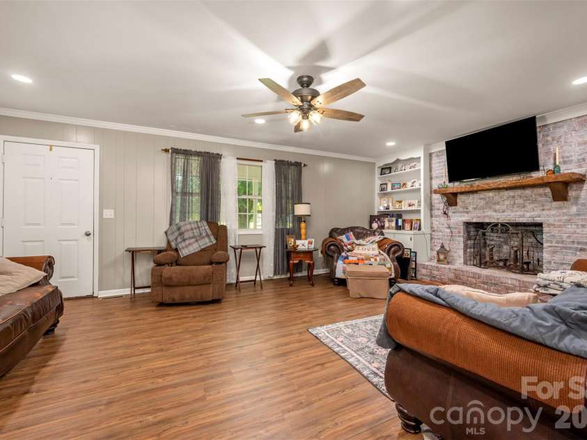 1378 Poors Ford Road, Rutherfordton, NC 28139.  MLS# CAR4402915, YatesRealty ID 38955. 