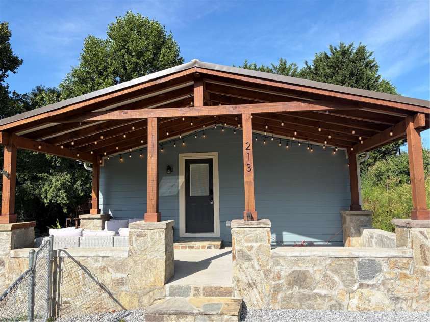213 Sandy Creek Court, Hendersonville, NC 28792.  MLS# CAR4406111, YatesRealty ID 38956. 