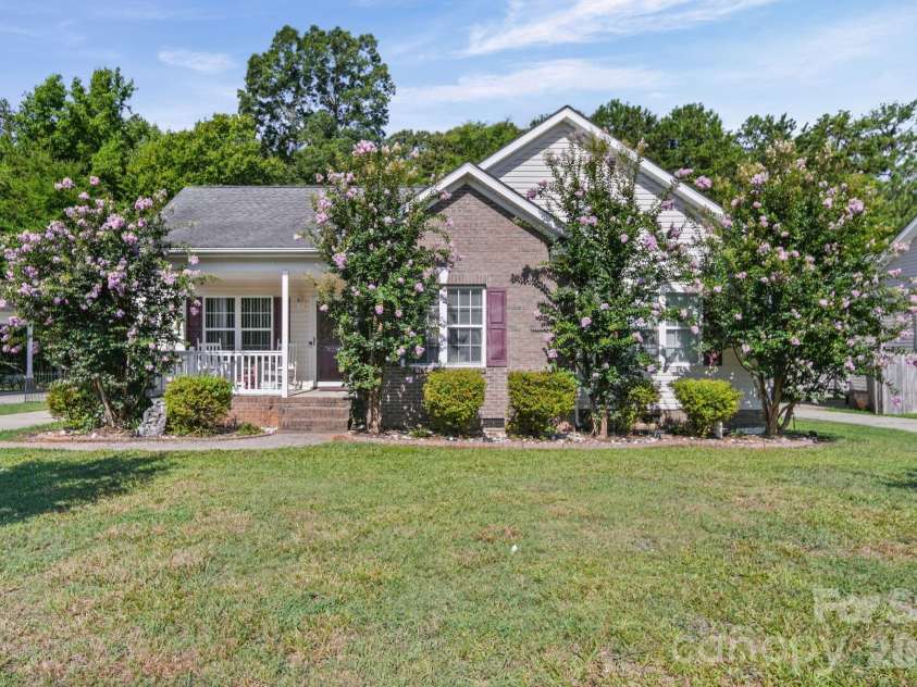 414 East Village Drive, Monroe, NC 28112.  MLS# CAR4406542, YatesRealty ID 38957. 
