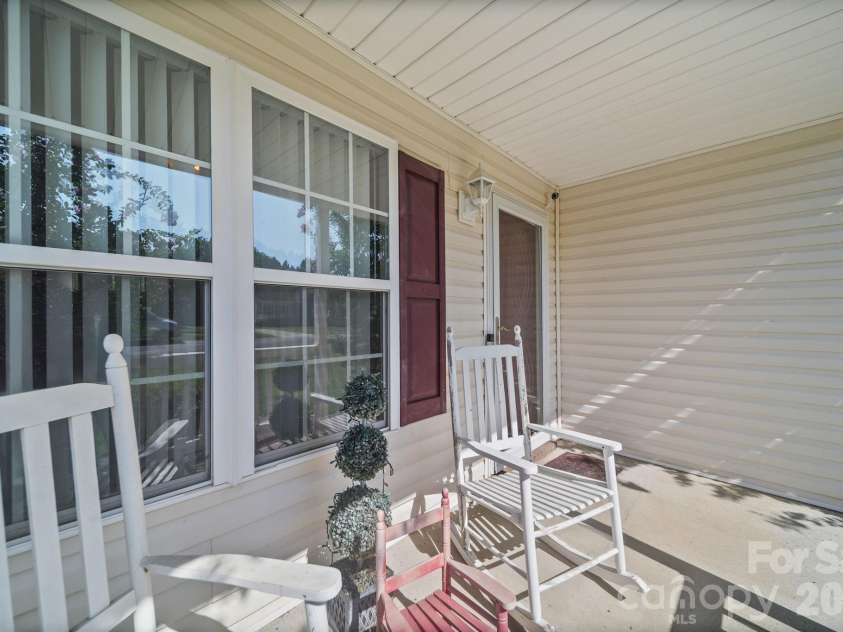 414 East Village Drive, Monroe, NC 28112.  MLS# CAR4406542, YatesRealty ID 38957. 