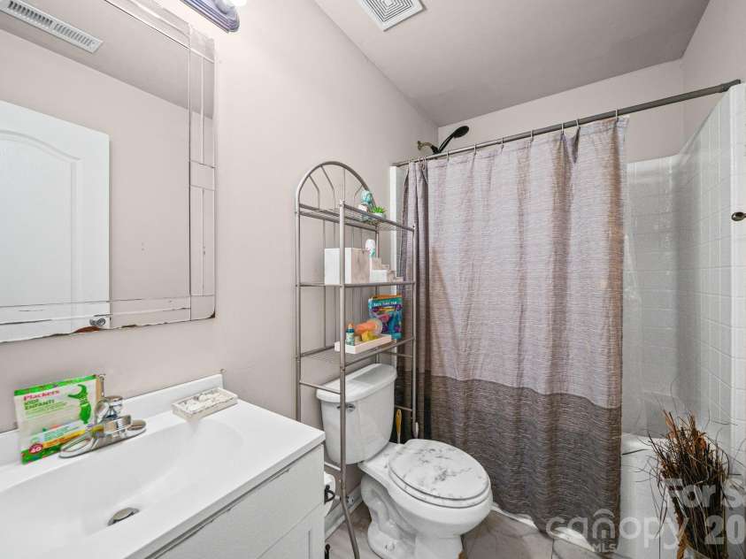 414 East Village Drive, Monroe, NC 28112.  MLS# CAR4406542, YatesRealty ID 38957. Secondary bathroom