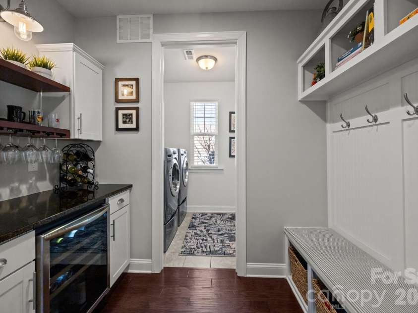 14918 Marymont Avenue, Huntersville, NC 28078.  MLS# CAR4341201, YatesRealty ID 3896. 