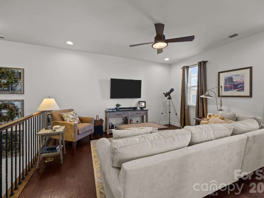 14918 Marymont Avenue, Huntersville, NC 28078.  MLS# CAR4341201, YatesRealty ID 3896. 