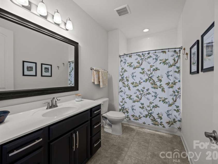 14918 Marymont Avenue, Huntersville, NC 28078.  MLS# CAR4341201, YatesRealty ID 3896. 