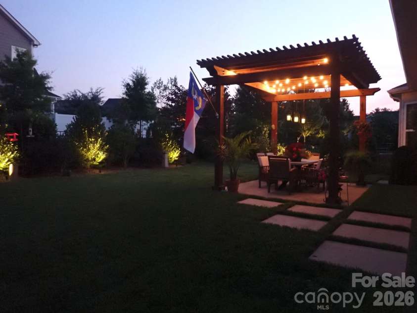 14918 Marymont Avenue, Huntersville, NC 28078.  MLS# CAR4341201, YatesRealty ID 3896. 