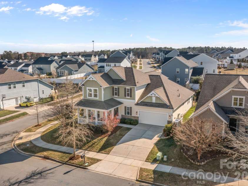 14918 Marymont Avenue, Huntersville, NC 28078.  MLS# CAR4341201, YatesRealty ID 3896. 