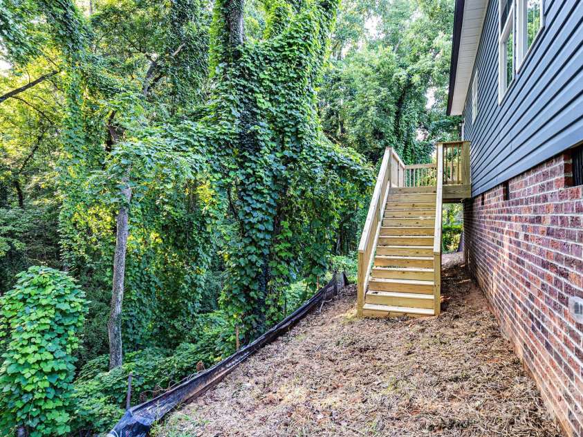 354 Moore Avenue, Mooresville, NC 28115.  MLS# CAR4270464, YatesRealty ID 3896. 