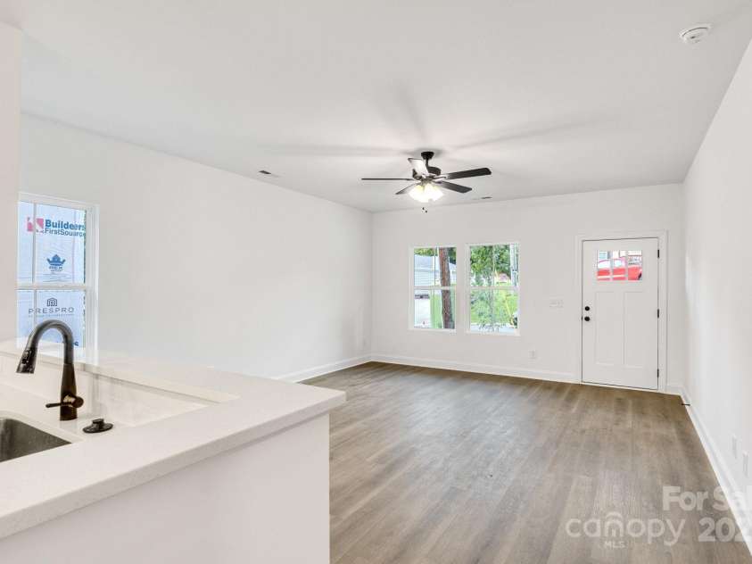 354 Moore Avenue, Mooresville, NC 28115.  MLS# CAR4270464, YatesRealty ID 3896. 