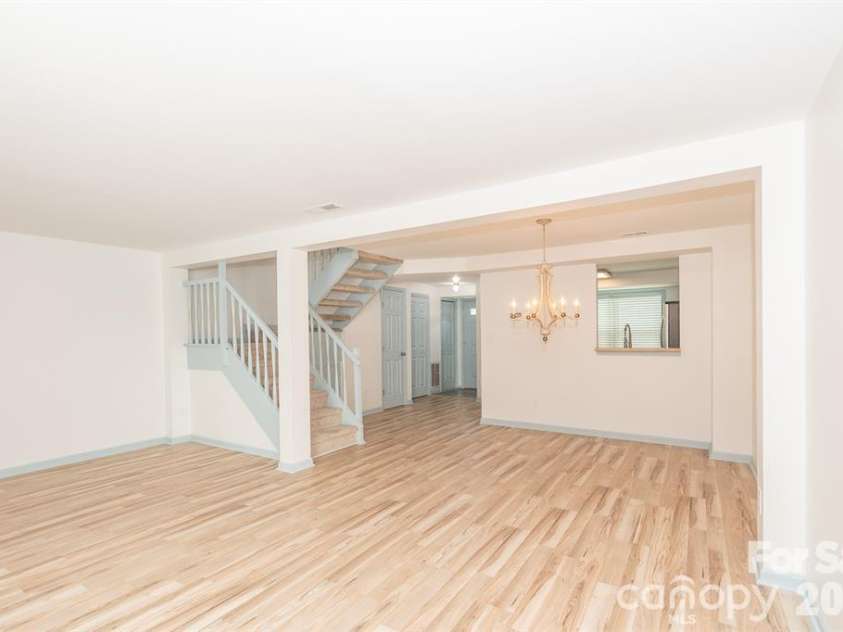 7340 Pebblestone Drive, Charlotte, NC 28212.  MLS# CAR4405481, YatesRealty ID 38962. 
