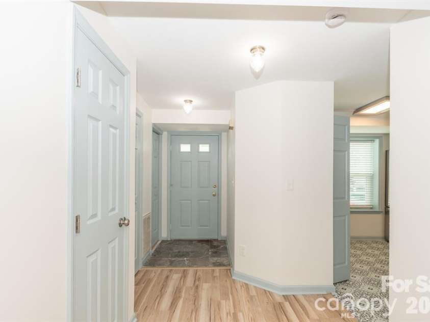 7340 Pebblestone Drive, Charlotte, NC 28212.  MLS# CAR4405481, YatesRealty ID 38962. 
