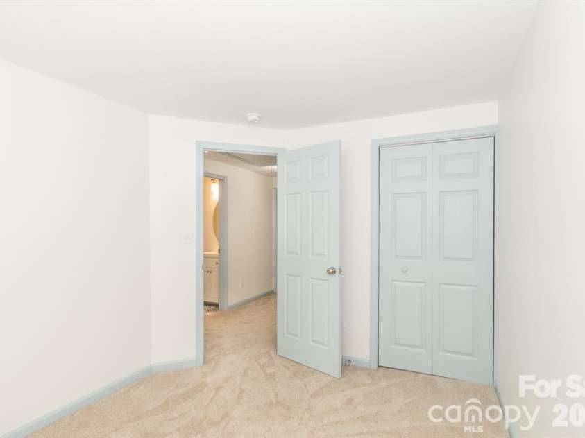7340 Pebblestone Drive, Charlotte, NC 28212.  MLS# CAR4405481, YatesRealty ID 38962. 