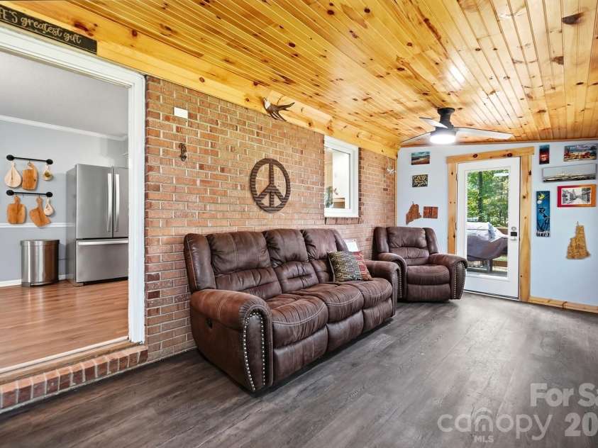 11060 Teresia Lane, Midland, NC 28107.  MLS# CAR4405956, YatesRealty ID 38963. 