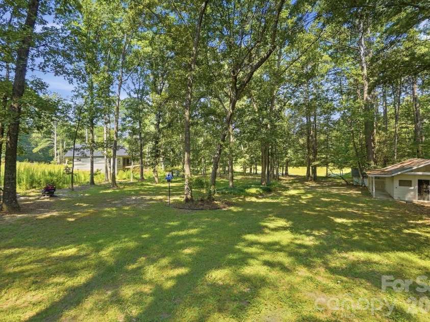 11060 Teresia Lane, Midland, NC 28107.  MLS# CAR4405956, YatesRealty ID 38963. 