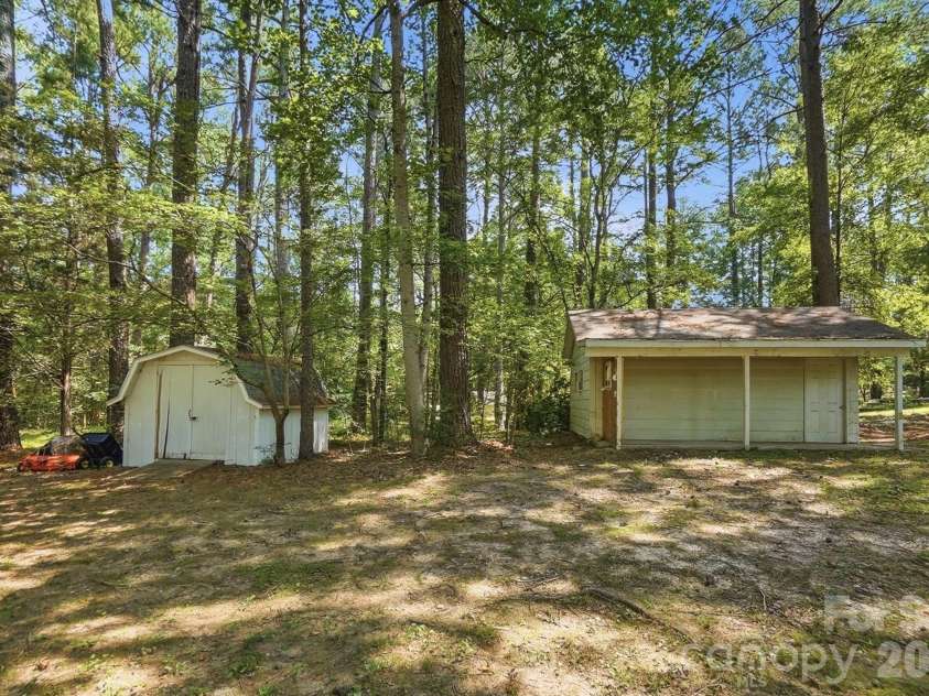 11060 Teresia Lane, Midland, NC 28107.  MLS# CAR4405956, YatesRealty ID 38963. 