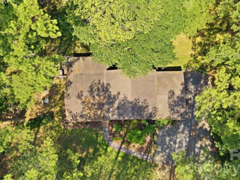 11060 Teresia Lane, Midland, NC 28107.  MLS# CAR4405956, YatesRealty ID 38963. 