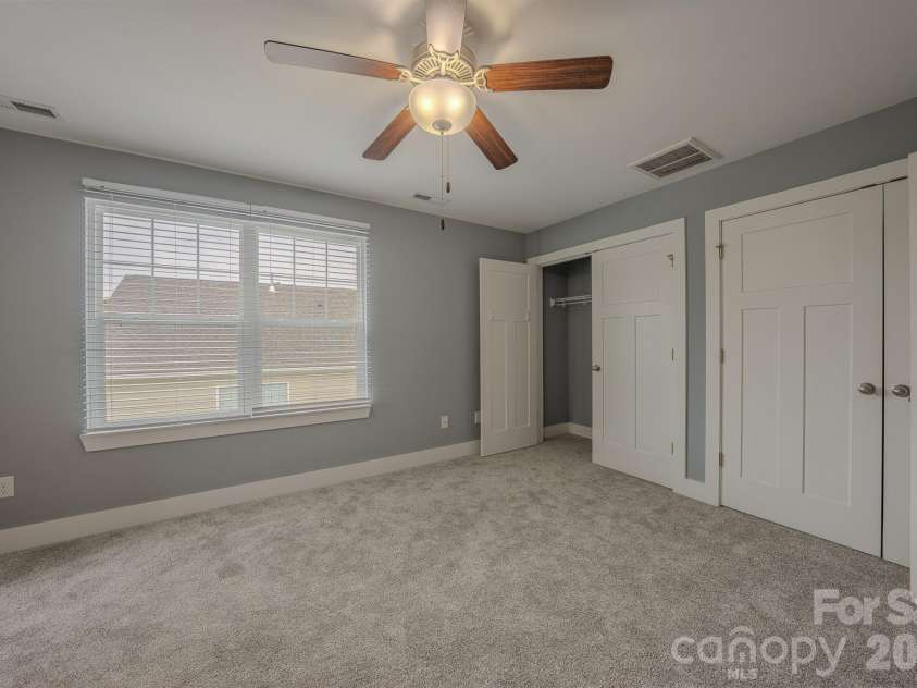 202 Stoney Point Way, Candler, NC 28715.  MLS# CAR4406460, YatesRealty ID 38965. 