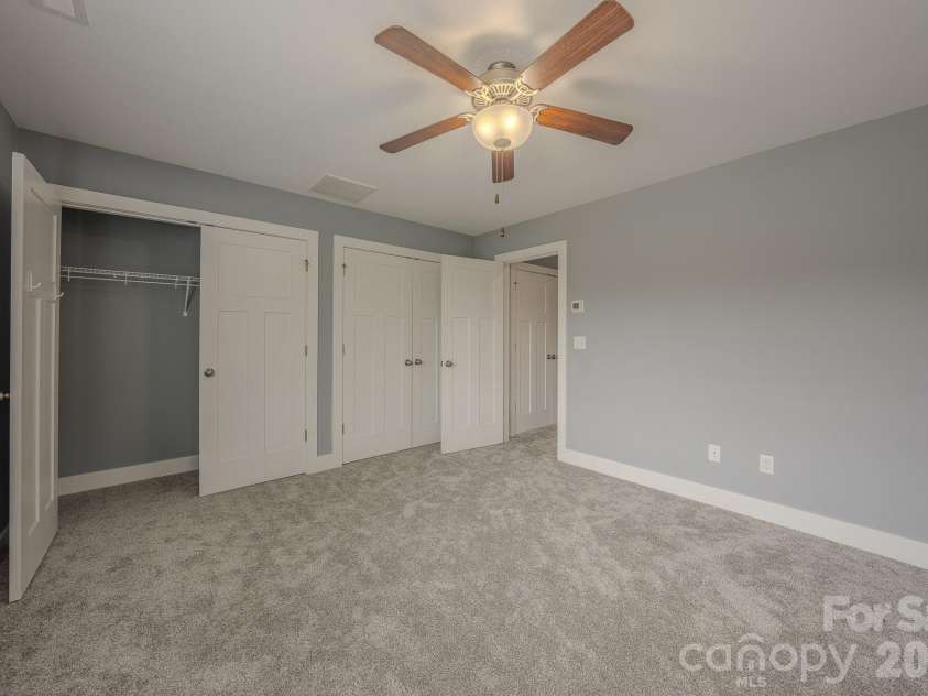 202 Stoney Point Way, Candler, NC 28715.  MLS# CAR4406460, YatesRealty ID 38965. 