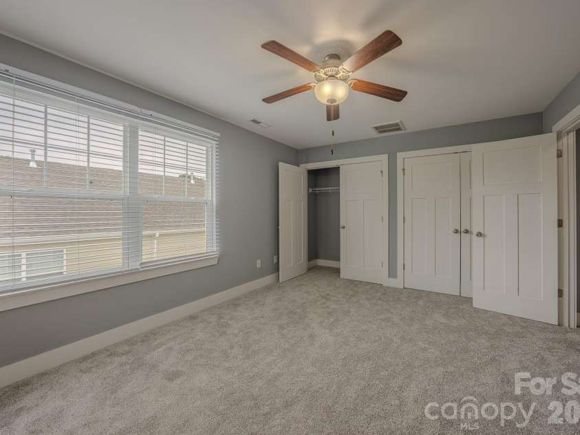 202 Stoney Point Way, Candler, NC 28715.  MLS# CAR4406460, YatesRealty ID 38965. 