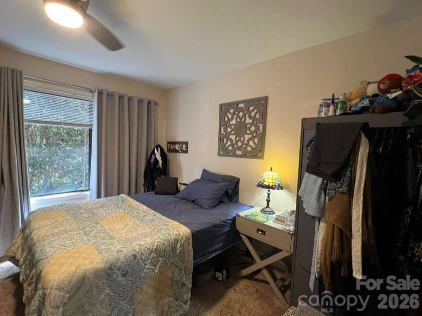 200 Foxlair Court, Matthews, NC 28105.  MLS# CAR4405914, YatesRealty ID 38966. 