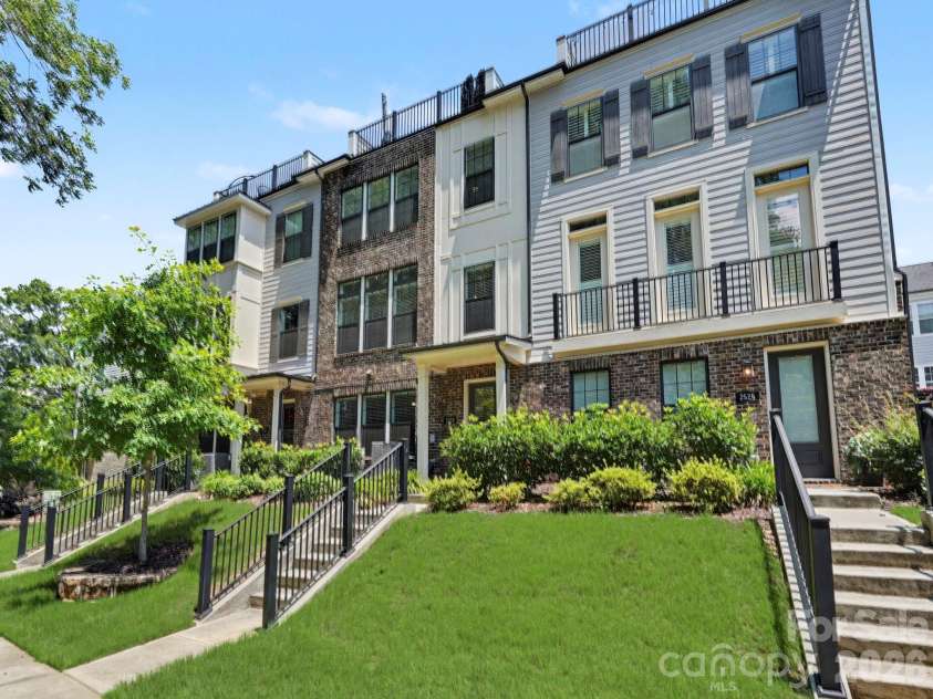 2523 Deacon Avenue, Charlotte, NC 28204.  MLS# CAR4402288, YatesRealty ID 38967. 