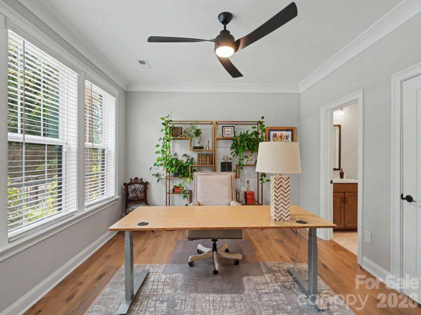 2523 Deacon Avenue, Charlotte, NC 28204.  MLS# CAR4402288, YatesRealty ID 38967. 