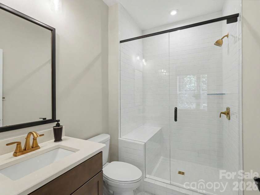 2523 Deacon Avenue, Charlotte, NC 28204.  MLS# CAR4402288, YatesRealty ID 38967. 