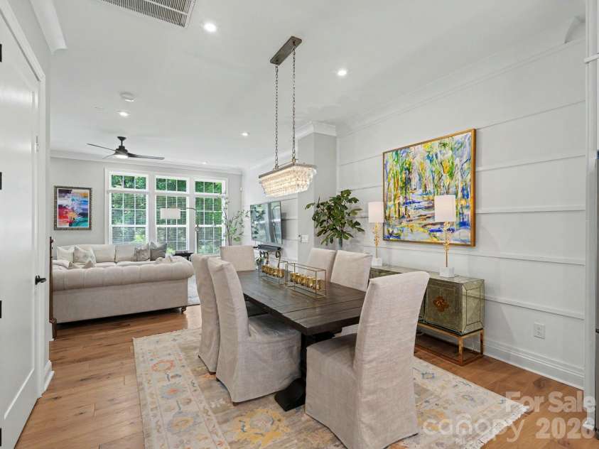 2523 Deacon Avenue, Charlotte, NC 28204.  MLS# CAR4402288, YatesRealty ID 38967. 