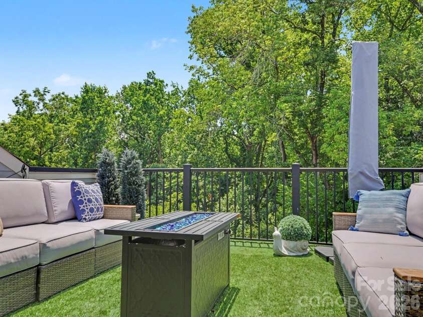 2523 Deacon Avenue, Charlotte, NC 28204.  MLS# CAR4402288, YatesRealty ID 38967. 