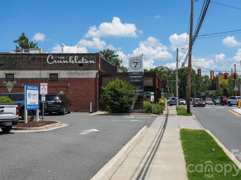 2523 Deacon Avenue, Charlotte, NC 28204.  MLS# CAR4402288, YatesRealty ID 38967. 