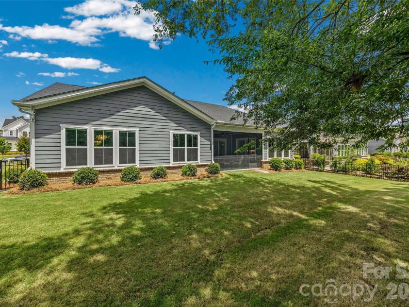 225 Lanyard Lane, Belmont, NC 28012.  MLS# CAR4399407, YatesRealty ID 38969. 