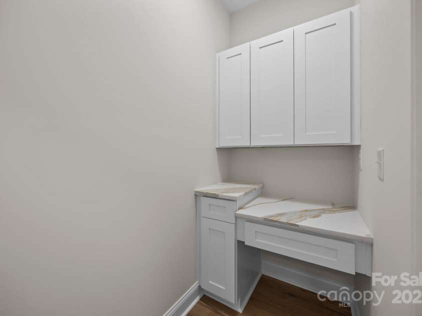 1270 Shaver Street, Salisbury, NC 28144.  MLS# CAR4293122, YatesRealty ID 3897. Small office