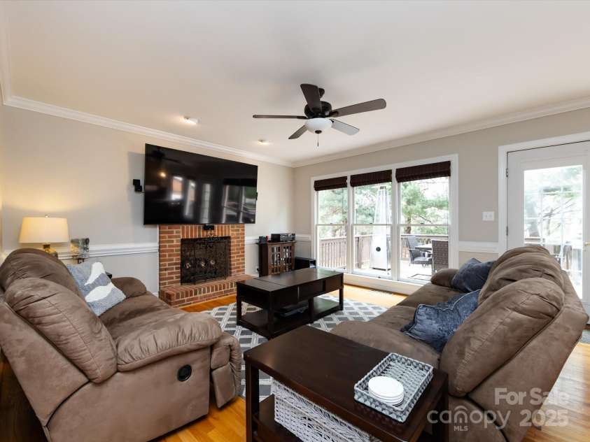 9901 Lariat Court, Huntersville, NC 28078.  MLS# CAR4237855, YatesRealty ID 3897. Living room