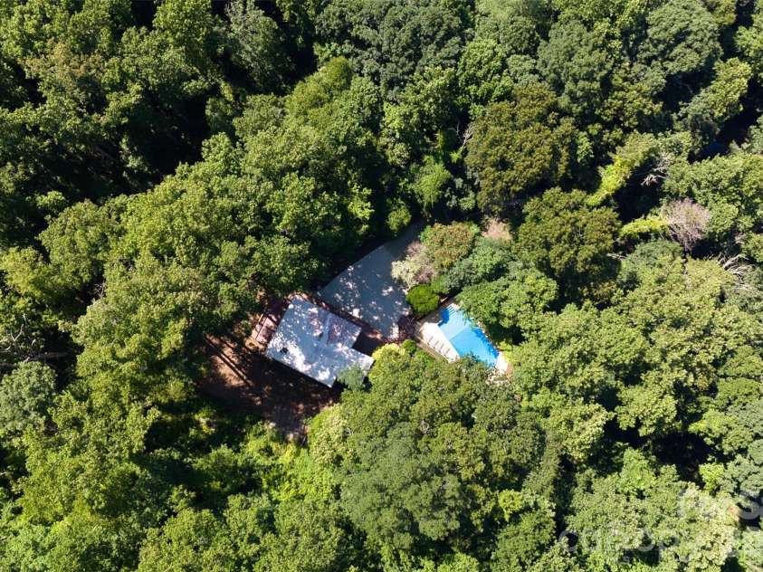 797 Merrills Cove Road, Asheville, NC 28803.  MLS# CAR4404847, YatesRealty ID 38971. 