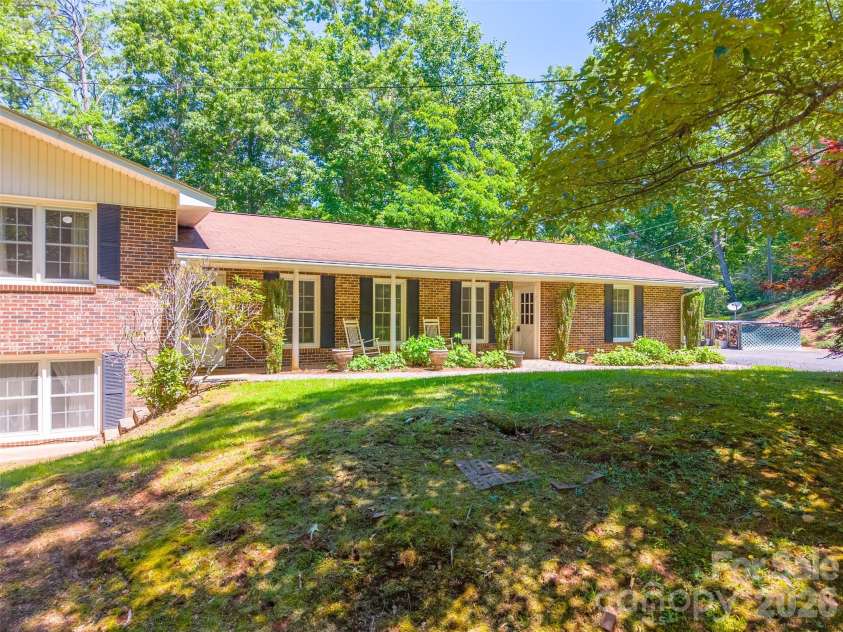 1747 University Heights Road, Cullowhee, NC 28723.  MLS# CAR4387686, YatesRealty ID 38972. 