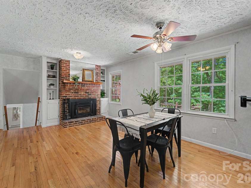 1747 University Heights Road, Cullowhee, NC 28723.  MLS# CAR4387686, YatesRealty ID 38972. 
