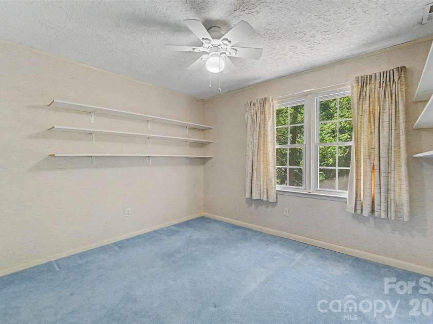 1747 University Heights Road, Cullowhee, NC 28723.  MLS# CAR4387686, YatesRealty ID 38972. 
