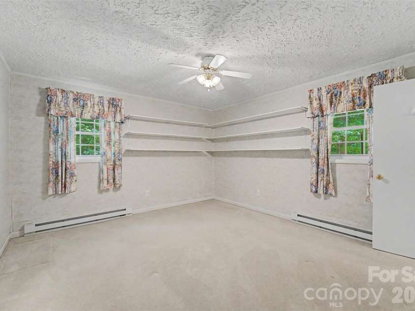 1747 University Heights Road, Cullowhee, NC 28723.  MLS# CAR4387686, YatesRealty ID 38972. 